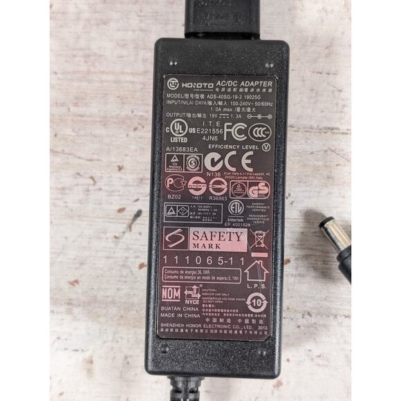 Hoioto ADS-40SG-19-3 19025G AC/DC Power Supply Adapter 19V 1.3A - Picture 2 of 5